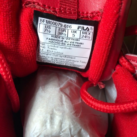 BRAND NEW RED FILA DISRUPTOR II (Women’s) - Picture 7 of 8